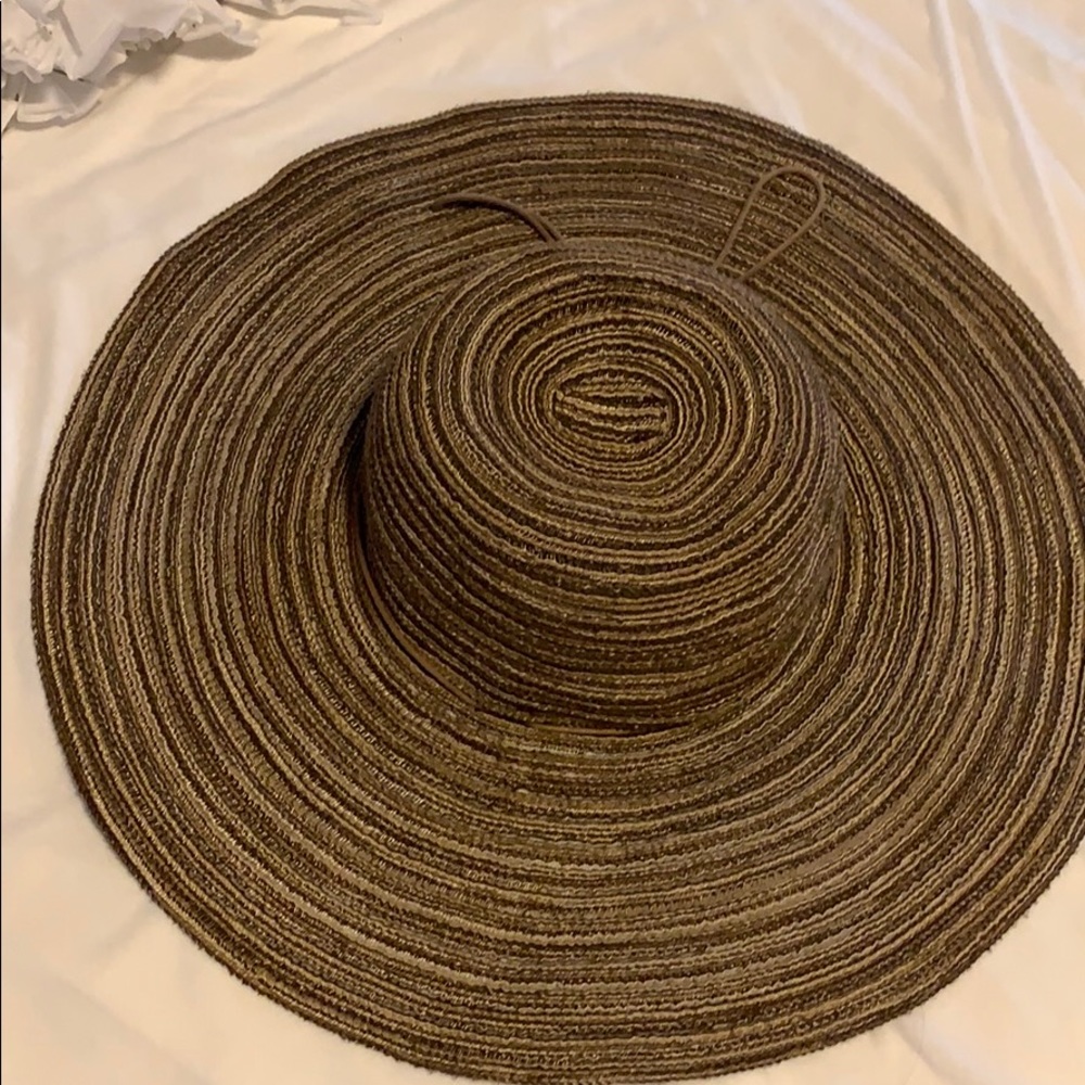 Hat - Picture 2 of 8